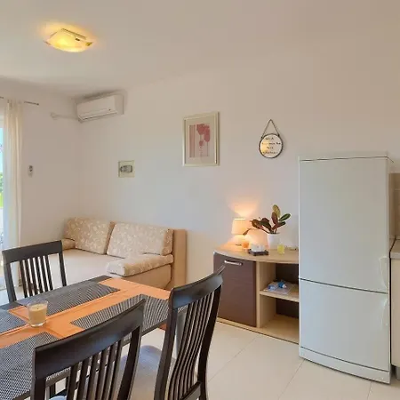 Fuer 4 Personen Ca 50 Qm In Fazana, Istrien Istrische Riviera * Fazana