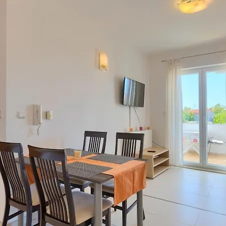 Fuer 4 Personen Ca 50 Qm In Fazana, Istrien Istrische Riviera
