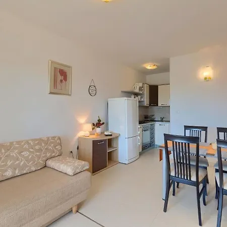 Apartment Fuer 4 Personen Ca 50 Qm In Fazana, Istrien Istrische Riviera Fazana